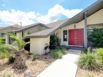 Beaches Are Open! SW Cape Coral Heated Pool Home, Gulf Access Canal, Bikes #23