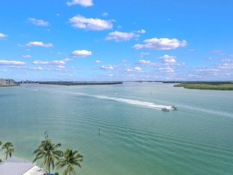 Sweeping 9th Floor Bay & Gulf Views! Gorgeous Waterfront Pool! Free Parking #7