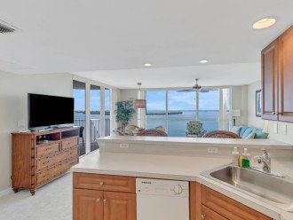 Sweeping 9th Floor Bay & Gulf Views! Gorgeous Waterfront Pool! Free Parking #14