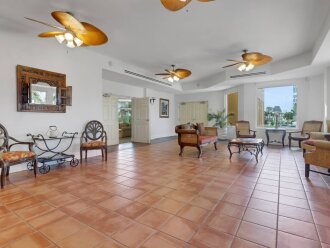 Stunning 9th Floor View of Lovers Key & Estero Bay! No Resort Fee & Over #29