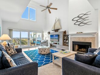 Portside Villas 17 | Outdoor Pool, Walk - In Showers, Direct Beach Access
