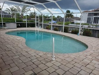 Very nicely renovated 2 Bedroom Pool Home in SW Florida #6