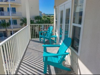 Beachaholic - 3 Bedroom, 3Bath Condo with 2 Master Suites, 3rd floor Ocean Views #31