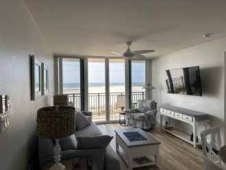 MARCO GULF FRONT GORGEOUS VIEWS, TWO BEDROOM, NEWLY RENOVATED--BEAUTIFUL! #2