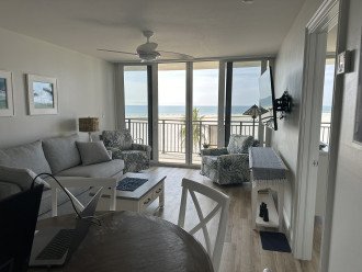 MARCO GULF FRONT GORGEOUS VIEWS, TWO BEDROOM, NEWLY RENOVATED--BEAUTIFUL! #3