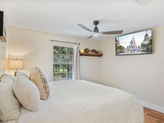 King Bedroom w/Smart TV