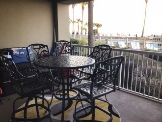 1st Floor Beachfront, Walk out to heated pool, Pet Friendly! #11