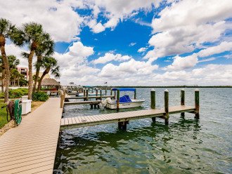 Beautiful Waterfront Vacation Private Condo. 4th Floor. Views & Amenities. #24