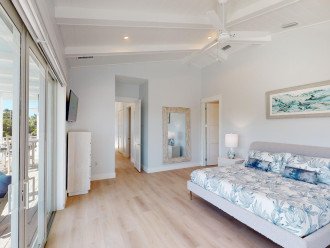 4-Bedroom Oceanfront Home in the Heart of Islamorada #21