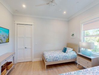 4-Bedroom Oceanfront Home in the Heart of Islamorada #38