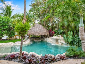 Heated pool / Lush Tropical Surrounding / Castaway Key / RESlDENCES #21