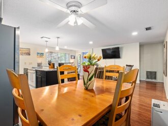 Quiet 2BR Wooded Retreat in New Smyrna Beach