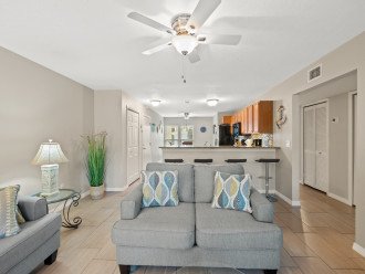 Cozy 2-Bedroom Condo in Prime Siesta Key Location with Large Heated Pool #2
