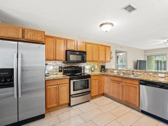 Cozy 2-Bedroom Condo in Prime Siesta Key Location with Large Heated Pool #4