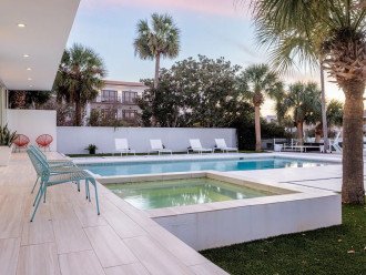 Destin/Holiday Isle- Boat slip, private pool, pool house, spacious outdoor area #14