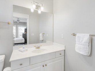 Private Bathroom for Queen Guest Room
