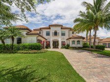 ESTATE HOME WITH SUPERB WATER AND GOLF COURSE VIEWS