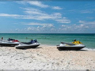 Jet skiing on the ocean anyone? There's also boat rentals and parasailing available.