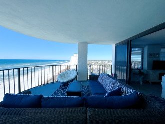 Beachfront Condo, Large Pool, Hot Tub, Large Balcony, Beautifully Remodeled #11