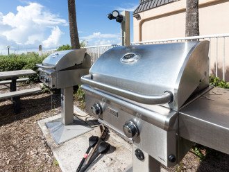 Commercial gas grills are available in the beachfront grilling area!
