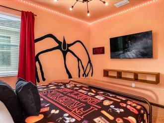 24 Guest BellaVida Resort Home w Theme Rooms #1