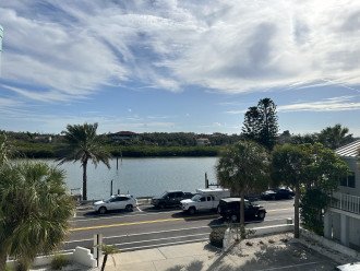 Watch the SUNSET AND SUNRISE from this BEACHFRONT condo in Indian Rocks Beach! #25