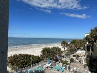 Watch the SUNSET AND SUNRISE from this BEACHFRONT condo in Indian Rocks Beach! #1