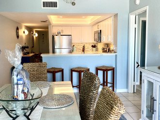 Watch the SUNSET AND SUNRISE from this BEACHFRONT condo in Indian Rocks Beach! #15
