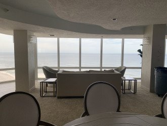 Furnished oceanfront 21st floor #11