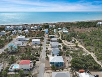 RX Cape--NEW HOME on South Cape! 3 BR plus bunk, short walk to beach #42