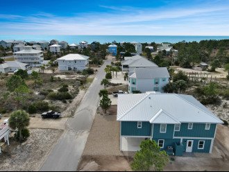 RX Cape--NEW HOME on South Cape! 3 BR plus bunk, short walk to beach #36