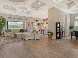 Spacious and luxurious resort style home in Lakewood Ranch on the golf course #2