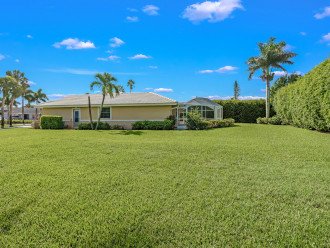 Enjoy your season at this stunning home in Naples #2