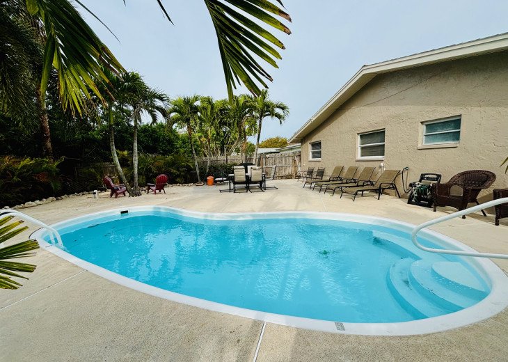 Your favorite hideout! Pool|Firepit|Walk to beach #1