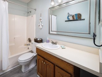 Full bathroom with tub/ shower combo