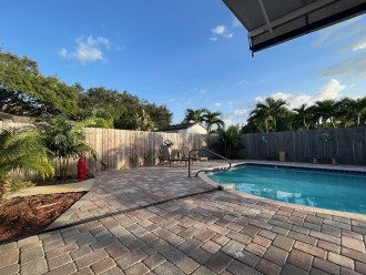 Family friendly, private heated pool, 10 miles or less to beaches #30