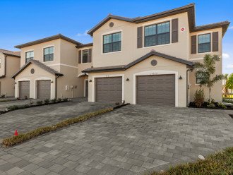 $3500 - 3 Bedroom 2.5 Bathroom Townhouse In Fort Myers FULLY FURNISHED #5