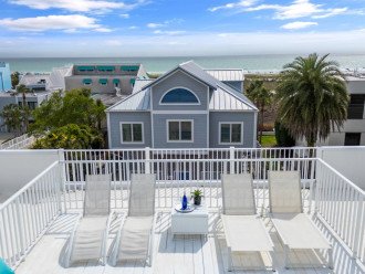 Luxury Penthouse - Ocean Views & Rare Rooftop Sundeck #31
