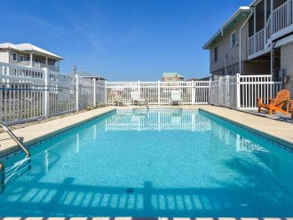 REDFISH Gulf view POOL steps from the beach on E. Gorrie Dr. #1