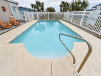 REDFISH Gulf view POOL steps from the beach on E. Gorrie Dr. #11