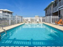 REDFISH Gulf view POOL steps from the beach on E. Gorrie Dr.