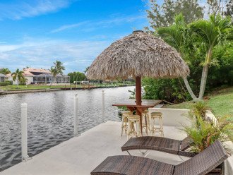 Escape the Winter! Heated Pool & Spa, Gulf Access Canal! Boat Dock & Great #33