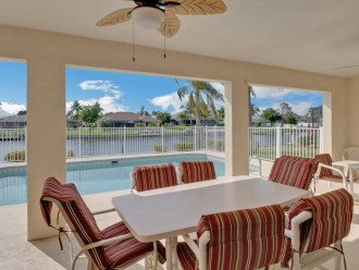 Escape the Winter! Solar Heated Pool, Bikes, Fresh Water Canal View, Large #21