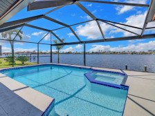 Beaches Are Open! Chicly Remodeled Gulf - Access Waterfront Home! Heated