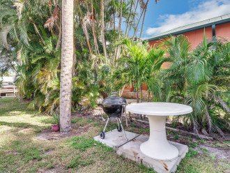 Minutes to Beach! Heated Pool on Gulf Access Canal, Beautiful Remodeled #12