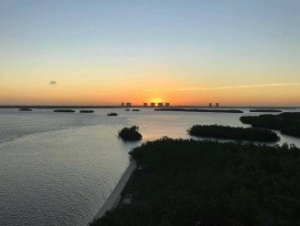 Beautiful Bay View With Unforgettable Sunrises! Beach Gear, No Resort Fees #9