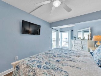 Tranquil 2 bedroom at the beach Waterview #504 #19