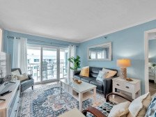 Tranquil 2 bedroom at the beach Waterview #504