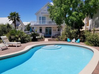 Book 7/20, block to beach, 2 masters, private heated pool, pet-friendly #1