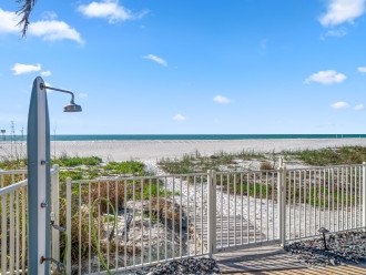 Four Shores #1 Beach Condo Direct Gulf w/ Pool & Spa #44